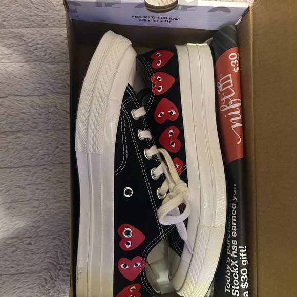 Converse White Shoe Box with Gray Accents - Picture 6 of 6